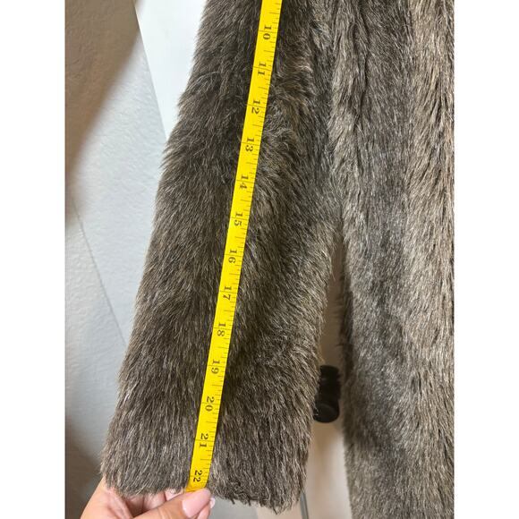 Jacques Saint Laurent Full Length Fur Coat - Vintage - Picture 12 of 13